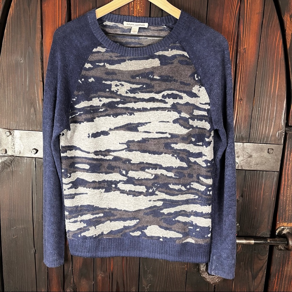 Autumn Cashmere Blue and Gray Crew Neck Sweater